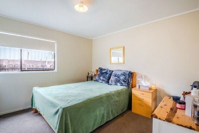 Photo of property in 223 Waitemata Drive, Ranui, Auckland, 0612