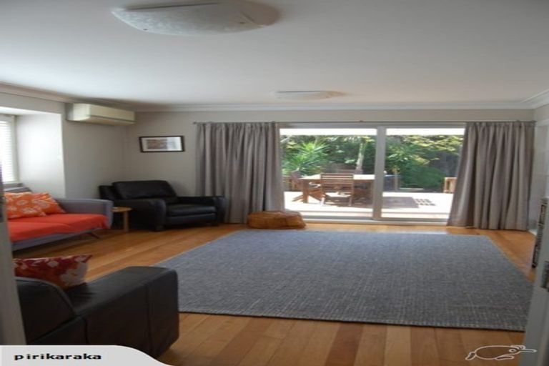 Photo of property in 29 Hebron Road, Waiake, Auckland, 0630