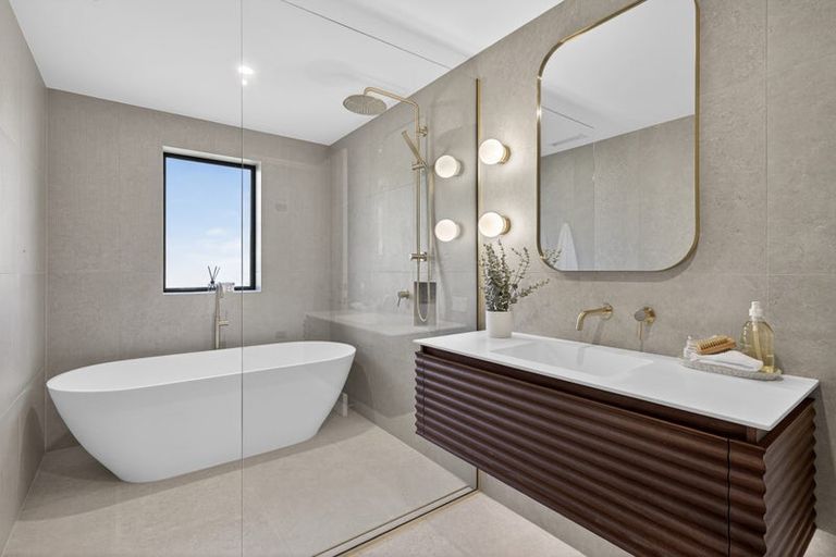 Photo of property in 69 Longhurst Terrace, Cashmere, Christchurch, 8022