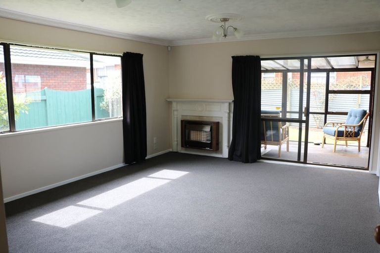 Photo of property in 17 Mcarthur Street, Terrace End, Palmerston North, 4410