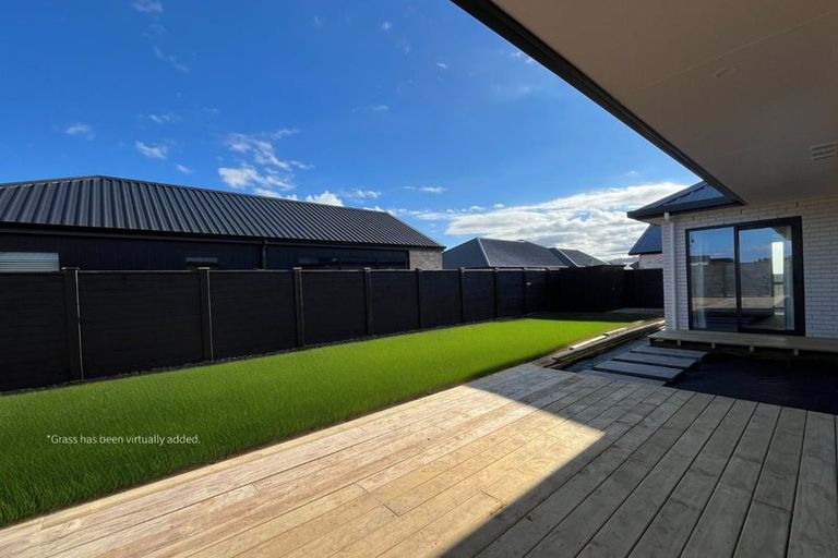 Photo of property in 17 Boyce Crescent, Cambridge, 3434