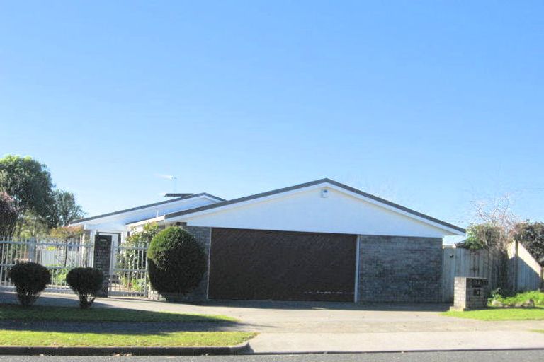 Photo of property in 22 Muirfield Street, Wattle Downs, Auckland, 2103