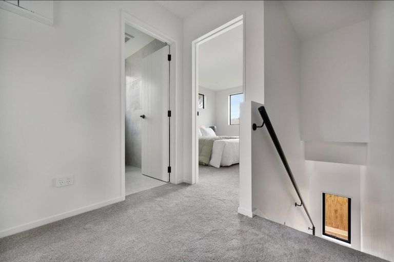 Photo of property in 8/18 Dellwood Avenue, Henderson, Auckland, 0612