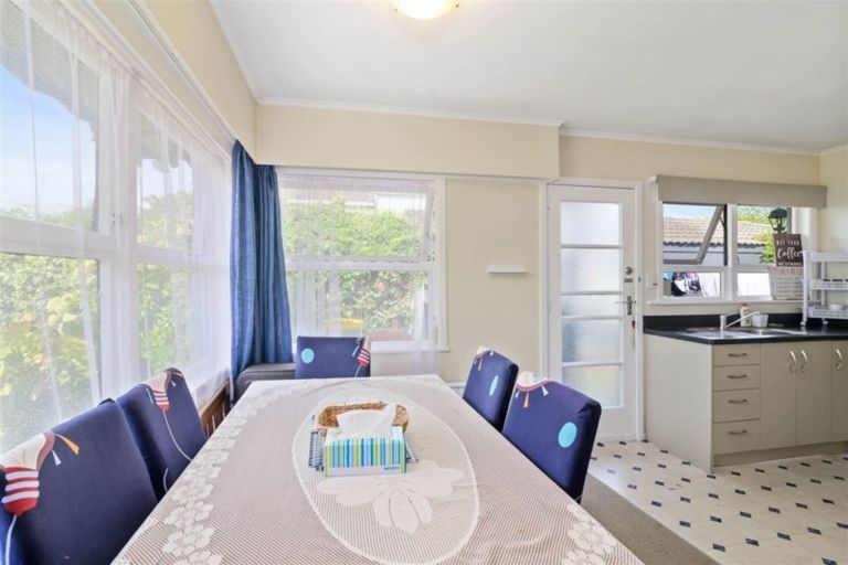 Photo of property in 1/20 Carnot Street, Glenholme, Rotorua, 3010