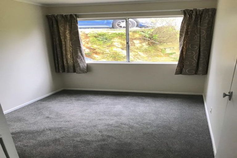 Photo of property in 12 Winnipeg Way, Kingston, Wellington, 6021