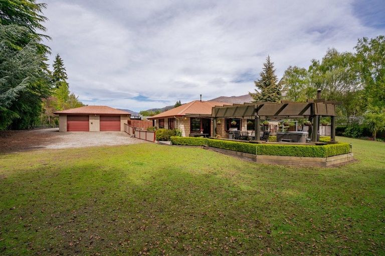 Photo of property in 59 Eely Point Road, Wanaka, 9305