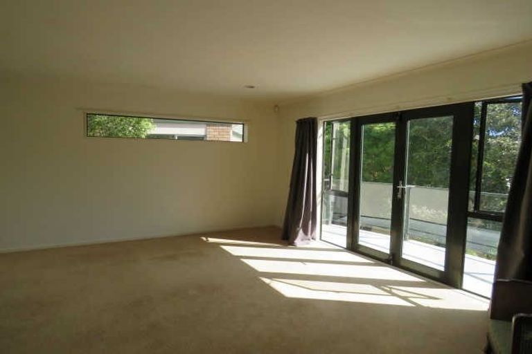 Photo of property in 4 Akona Lane, Hamilton East, Hamilton, 3216