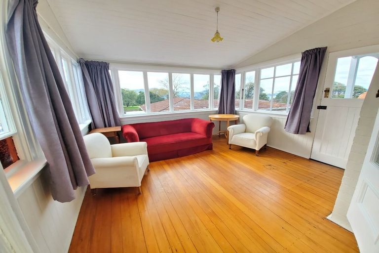 Photo of property in 3 Peel Street, Mornington, Dunedin, 9011