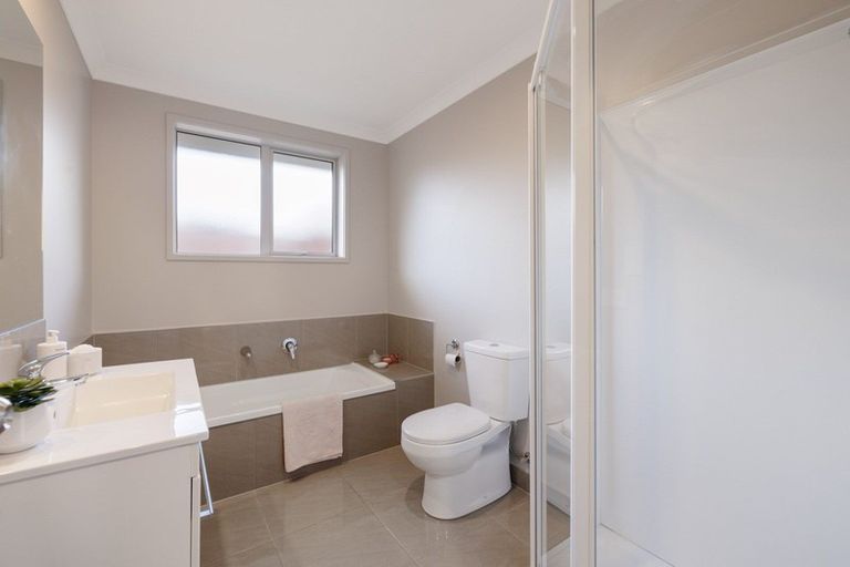 Photo of property in 9a Dickson Road, Papamoa Beach, Papamoa, 3118