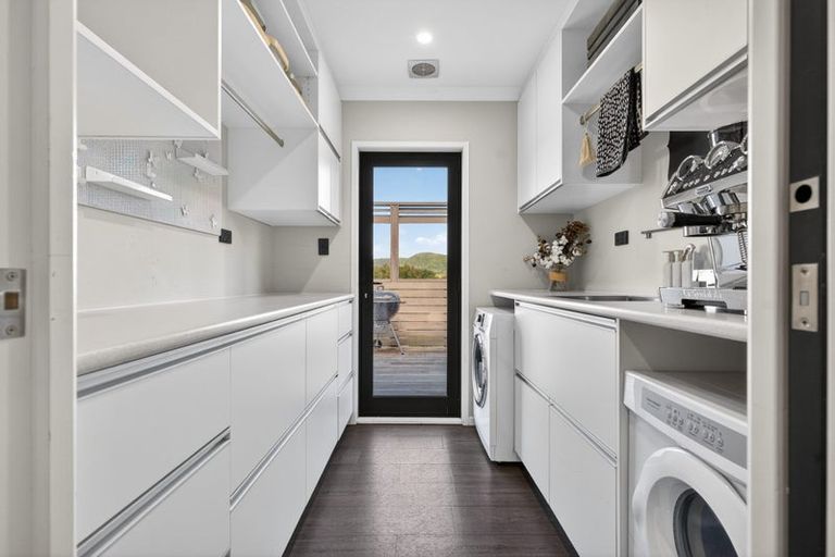 Photo of property in 3 Bickerstaffe Road, Maungaturoto, 0520