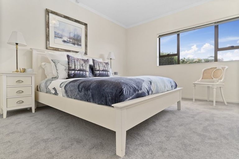 Photo of property in 44 Links View Drive, Omokoroa, 3114
