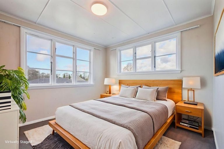 Photo of property in 30 Hooker Avenue, Bryndwr, Christchurch, 8053