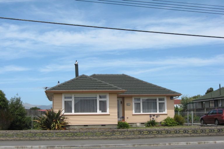 Photo of property in 74 Breezes Road, Avondale, Christchurch, 8061