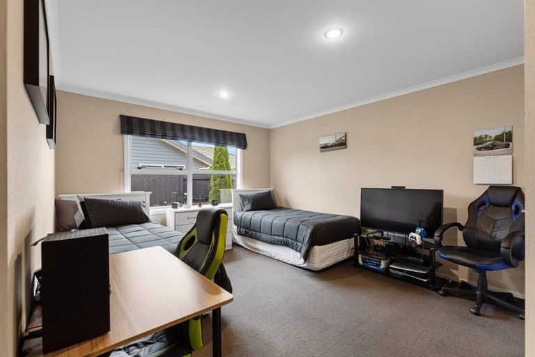 Photo of property in 62 Rosalie Terrace, Kelvin Grove, Palmerston North, 4414