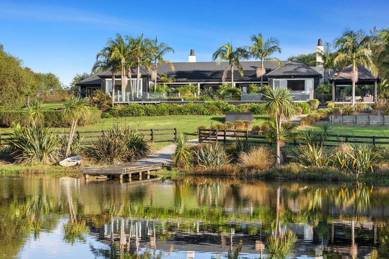 Photo of property in 93 Grace Hill Drive, Dairy Flat, Albany, 0792