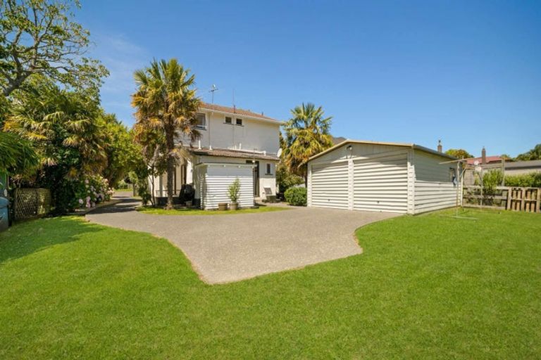 Photo of property in 84 Stout Street, Whataupoko, Gisborne, 4010