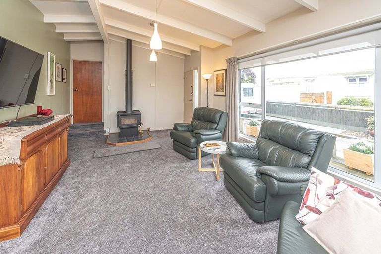 Photo of property in 24 Lewis Avenue, Aramoho, Whanganui, 4500