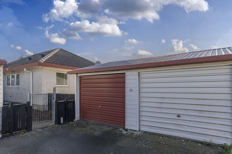Photo of property in 30a Hooker Avenue, Bryndwr, Christchurch, 8053