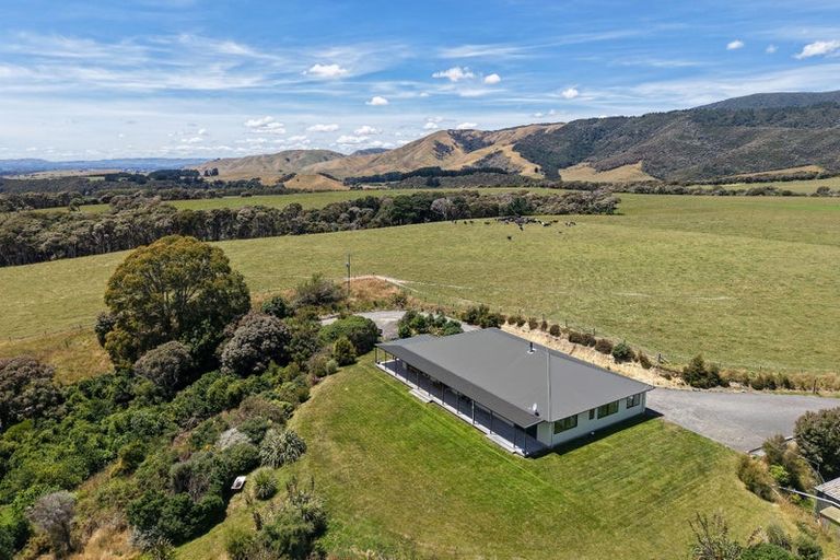 Photo of property in 1937 Lake Ferry Road, Pirinoa, Featherston, 5772