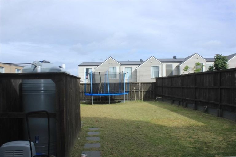 Photo of property in 8 Flounder Road, Hobsonville, Auckland, 0616