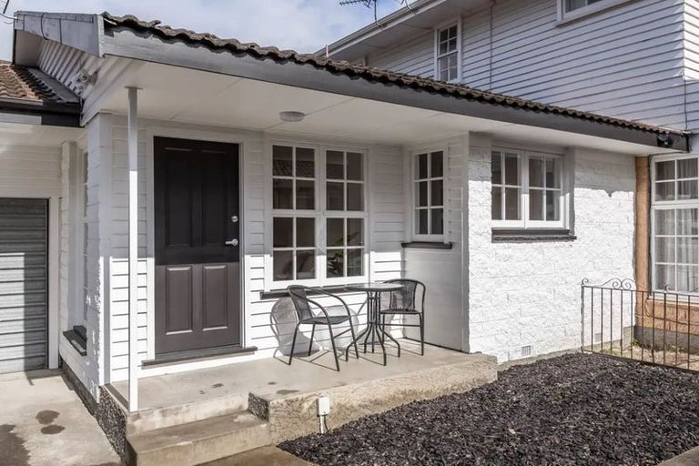 Photo of property in 3/11 Division Street, Riccarton, Christchurch, 8041