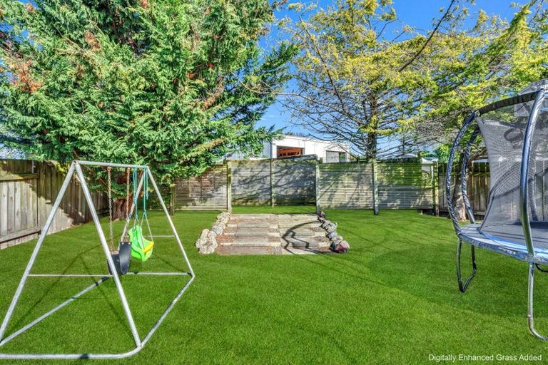 Photo of property in 57 Carlton Avenue, Gonville, Whanganui, 4501