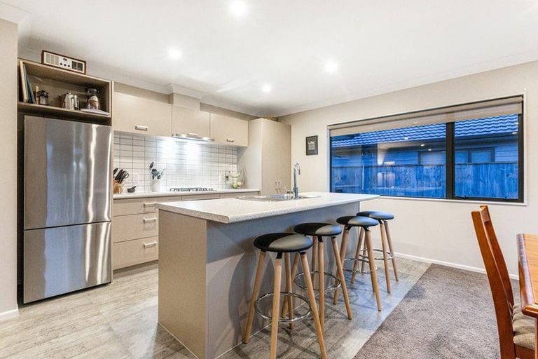 Photo of property in 9 Moonsail Drive, Whitby, Porirua, 5024