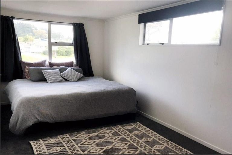 Photo of property in 75a Hampden Street, Picton, 7220