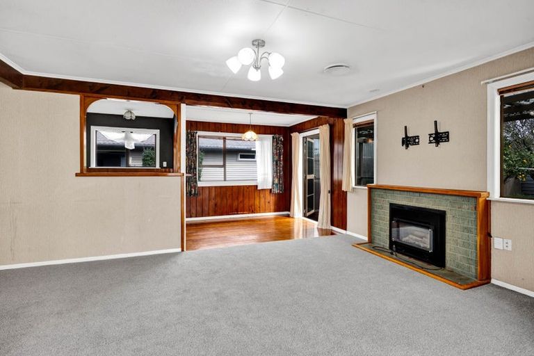 Photo of property in 96 Fairfield Road, Hawera, 4610