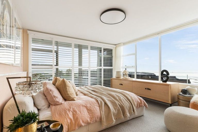 Photo of property in 105 Glenstrae Road, Redcliffs, Christchurch, 8081