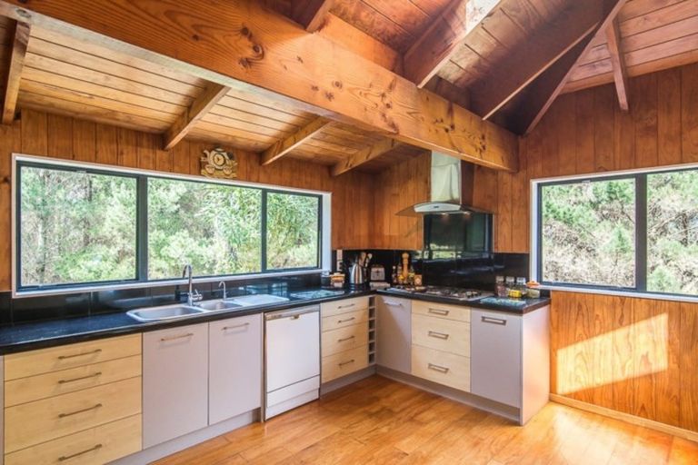 Photo of property in 55 Reikorangi Road, Waikanae, 5391