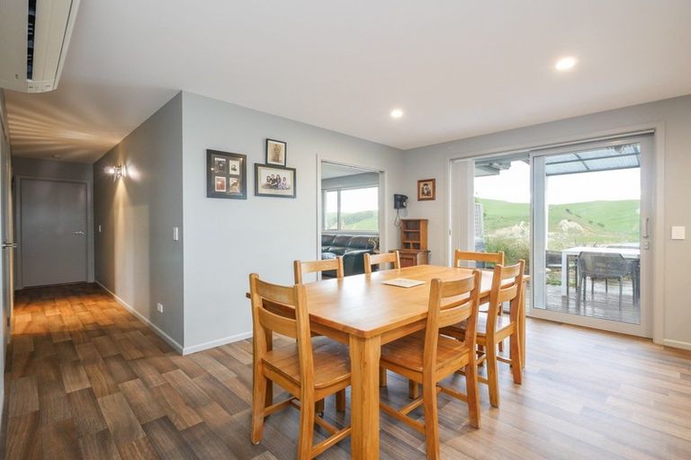 Photo of property in 372 Thorburn Road, Waikouaiti, 9472