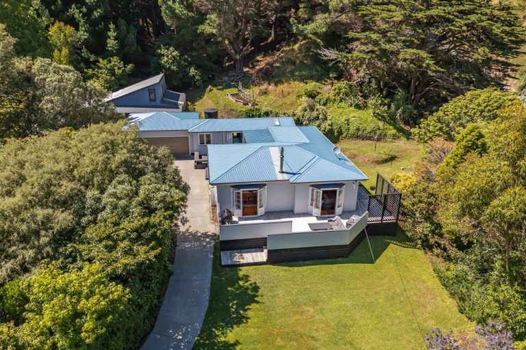 Photo of property in 329 Takarau Gorge Road, Ohariu, Wellington, 6037