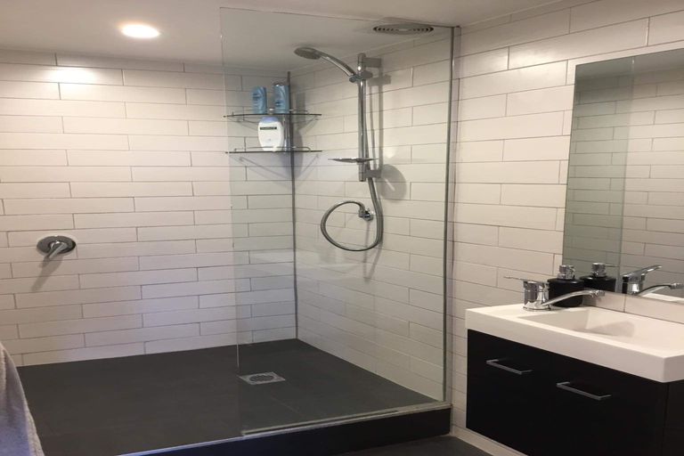 Photo of property in 10 Falls View Road, Haruru, 0204