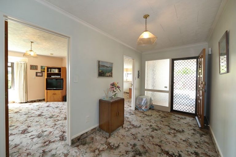 Photo of property in 243b Warwick Road, Mayfair, Hastings, 4122