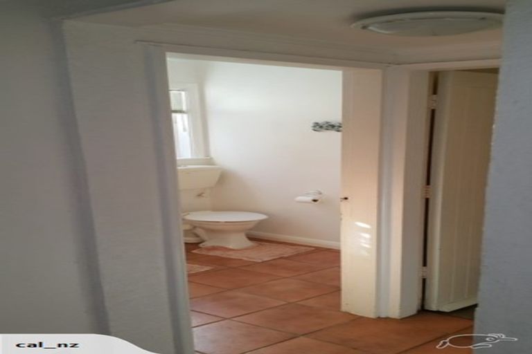 Photo of property in 56 Kinghorne Street, Strathmore Park, Wellington, 6022