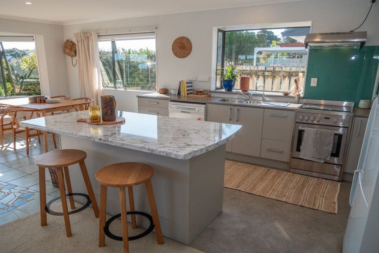 Photo of property in 136 State Highway 10, Coopers Beach, 0420