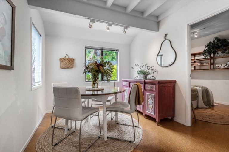 Photo of property in 3/26 Queens Parade, Devonport, Auckland, 0624