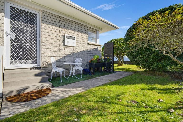 Photo of property in 22 Howden Road, Fairfield, Hamilton, 3214