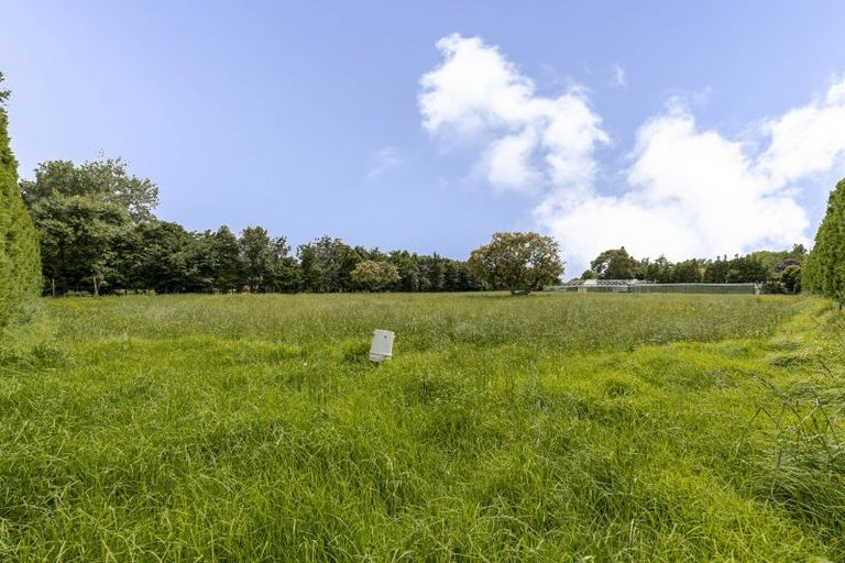 Photo of property in 280 Corbett Road, Paraite, New Plymouth, 4373