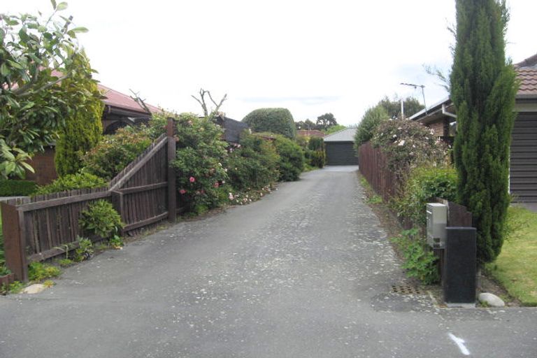 Photo of property in 3 Innisfree Place, Northwood, Christchurch, 8051