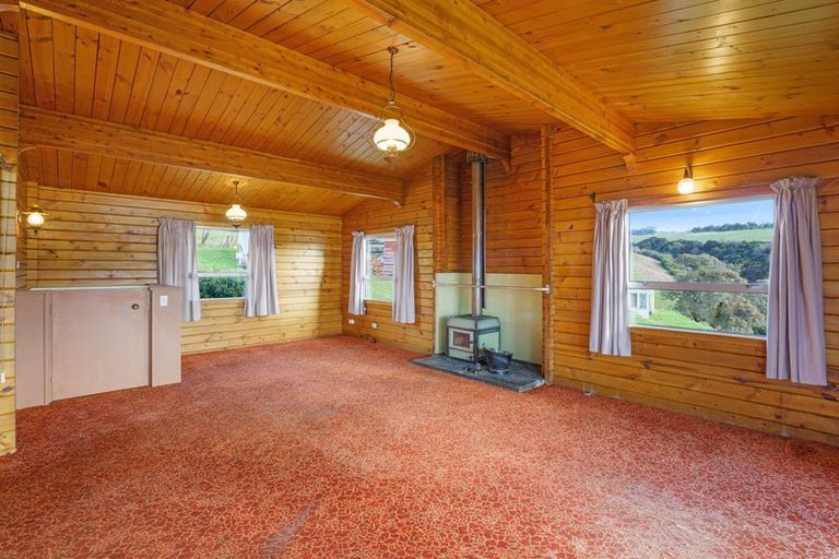 Photo of property in 20 Moturata Road, Taieri Beach, Taieri Mouth, 9091