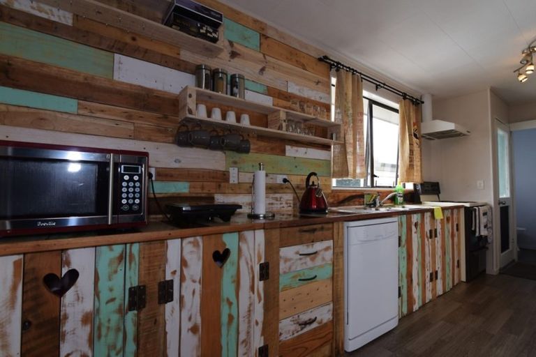 Photo of property in 2/2 Lee Road, Taradale, Napier, 4112