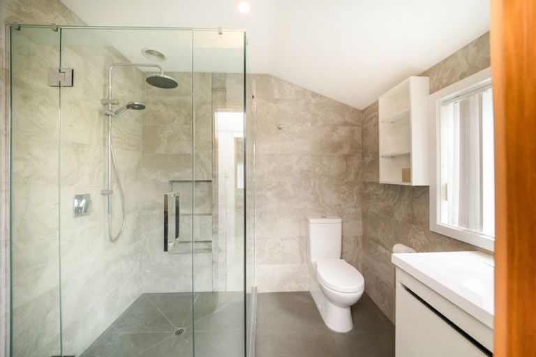 Photo of property in 12 Truscott Grove, Awapuni, Palmerston North, 4412