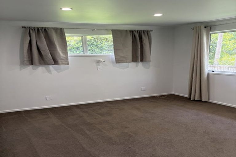 Photo of property in 37a Regency Place, Sunnynook, Auckland, 0632