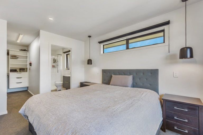 Photo of property in 34 George Fyfe Way, Wakefield, 7025