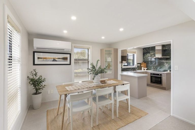 Photo of property in 17b Kruse Place, Redwood, Christchurch, 8051