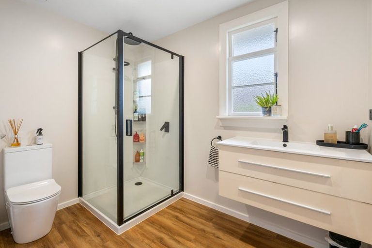 Photo of property in 35 Bradford Street, Bradford, Dunedin, 9011