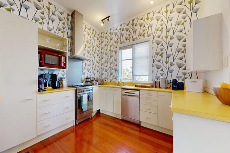 Photo of property in 60 Ottawa Road, Ngaio, Wellington, 6035