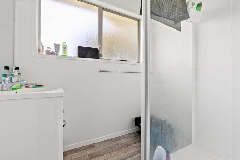 Photo of property in 30 Hyperion Drive, Randwick Park, Auckland, 2105